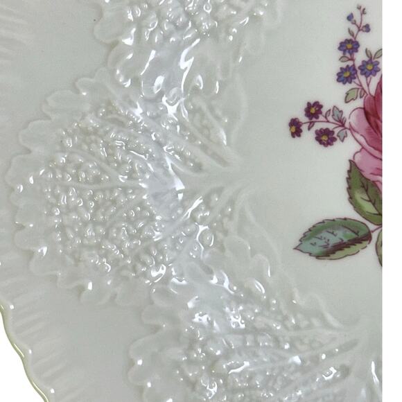Spode Copeland/England Bone China Y2862 'Bridal Rose' 10.5" Dinner Plates-Set 2 - Picture 4 of 10